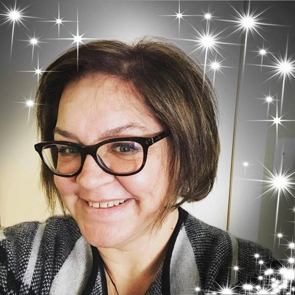 Meet your Posher, Cheryl - Picture 1 of 1